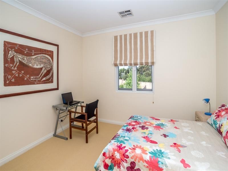 33 Railway Terrace, Mile End SA 5031