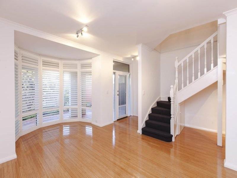 3/242 Seaview Road, Henley Beach SA 5022