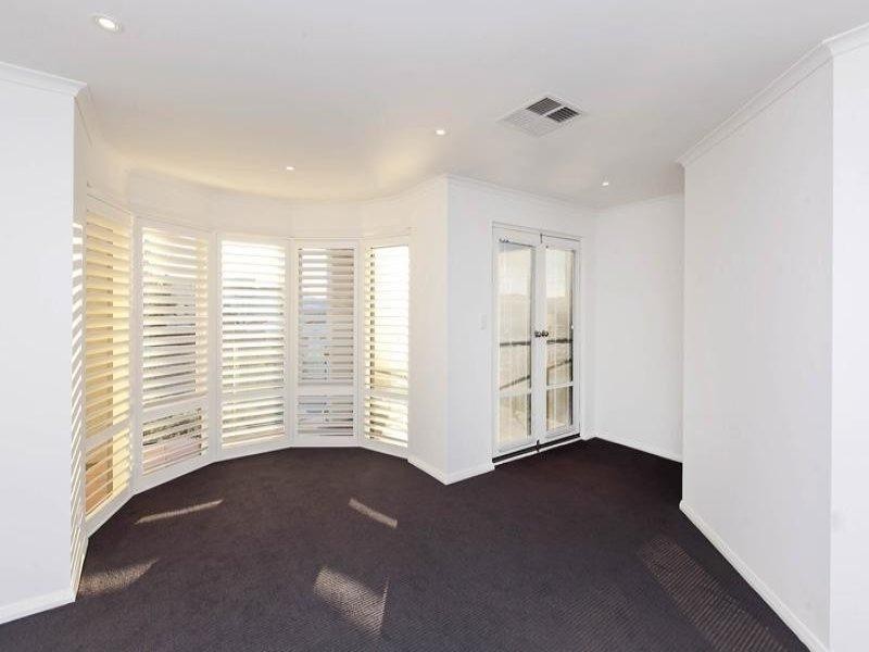 3/242 Seaview Road, Henley Beach SA 5022