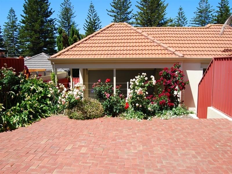 3/242 Seaview Road, Henley Beach SA 5022