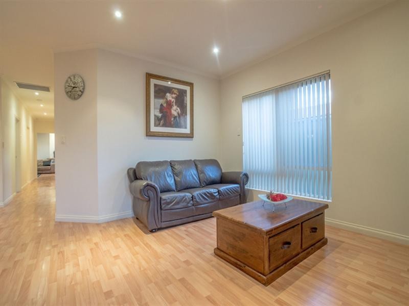 78A Trimmer Parade, Seaton SA 5023