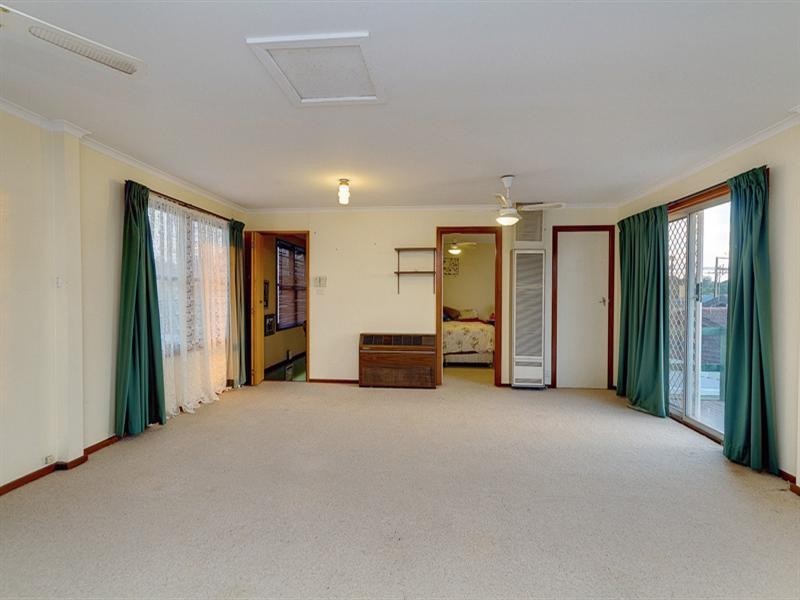 33 Balkara Road, Para Hills West SA 5096