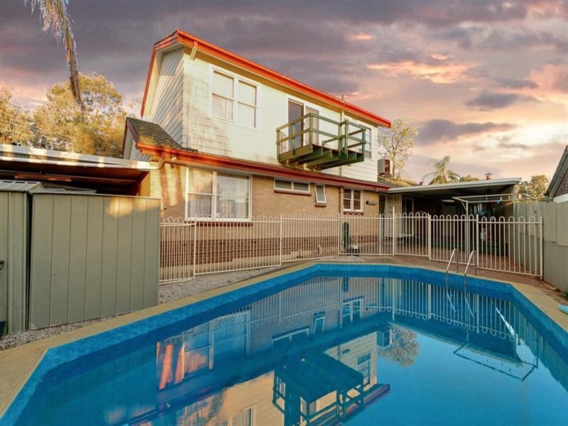 33 Balkara Road, Para Hills West SA 5096