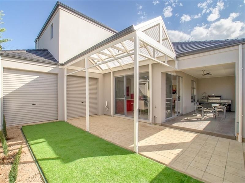 2A Lawrie Street, Henley Beach SA 5022