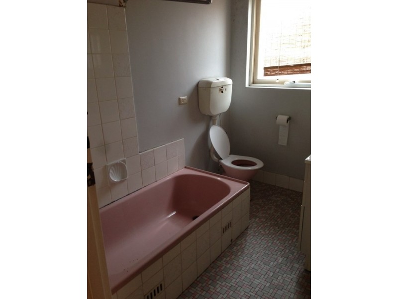 2/107 Crittenden Road, Findon SA 5023