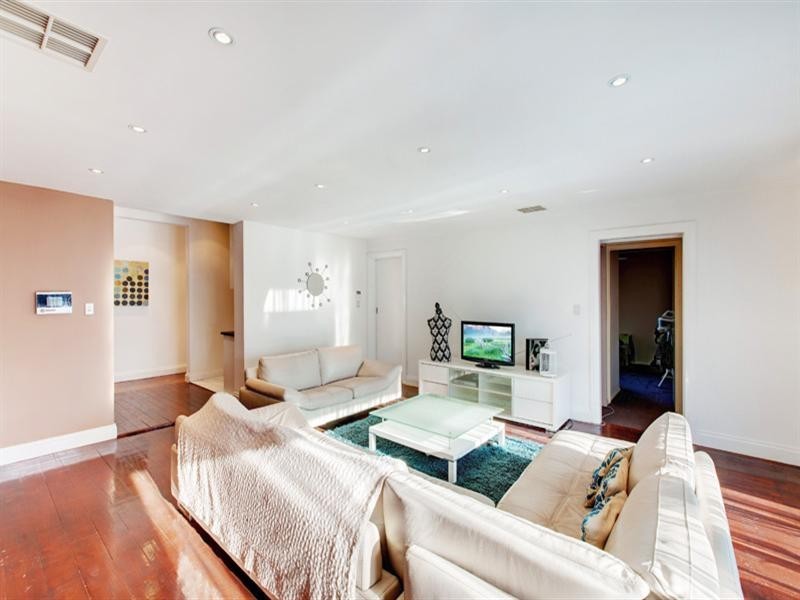 4 Vincent Street, Brooklyn Park SA 5032