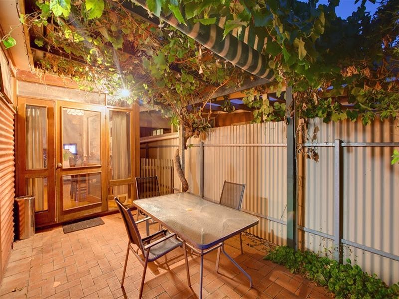 24a Falcon Avenue, Mile End SA 5031