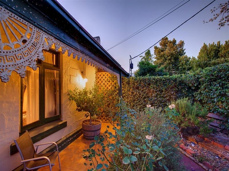 24a Falcon Avenue, Mile End SA 5031