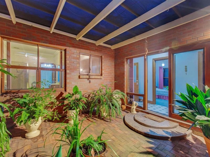 9 Siesta Court, West Lakes SA 5021