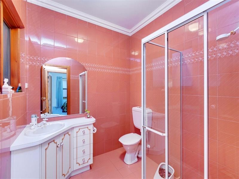 9 Siesta Court, West Lakes SA 5021