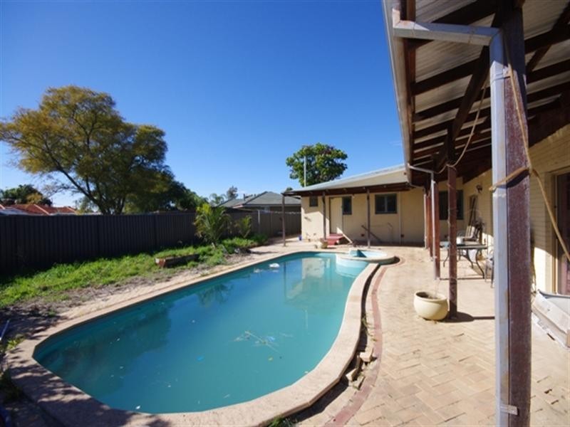 78 Callison Way, Koondoola WA 6064