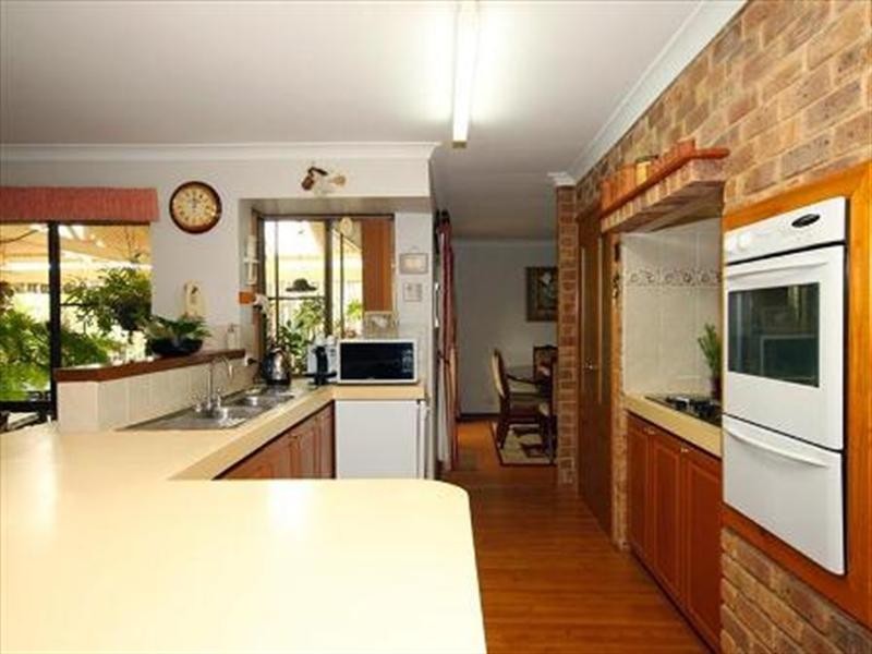 14 Highview Rise, Ballajura WA 6066