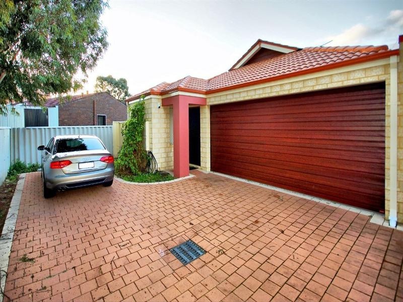 41c Redcliffe Avenue, Balga WA 6061