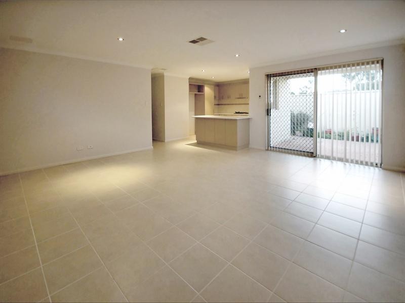 41c Redcliffe Avenue, Balga WA 6061