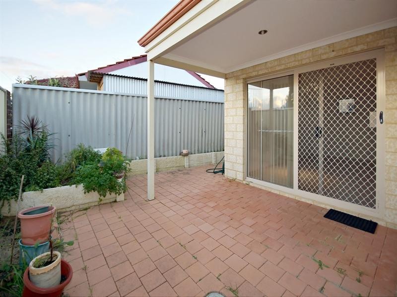 41c Redcliffe Avenue, Balga WA 6061