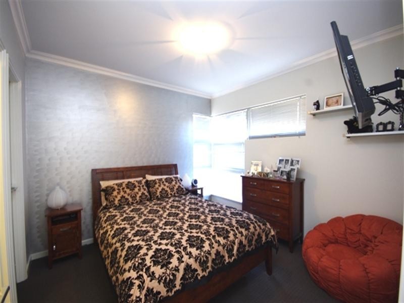 45a Ravenswood Drive, Nollamara WA 6061