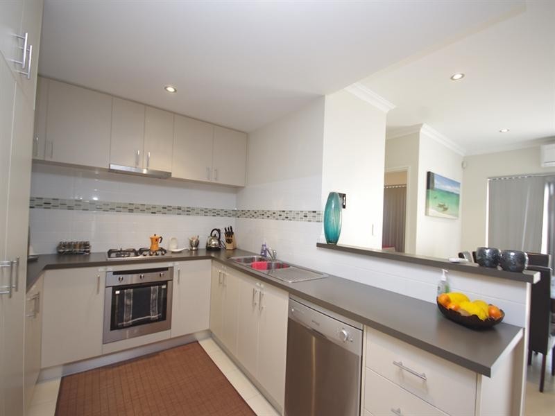 45a Ravenswood Drive, Nollamara WA 6061