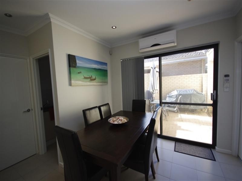 45a Ravenswood Drive, Nollamara WA 6061