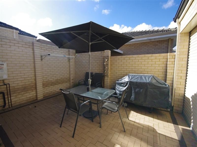 45a Ravenswood Drive, Nollamara WA 6061