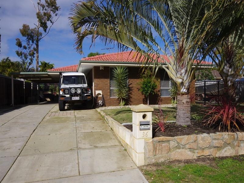 36 Calvert Way, Girrawheen WA 6064