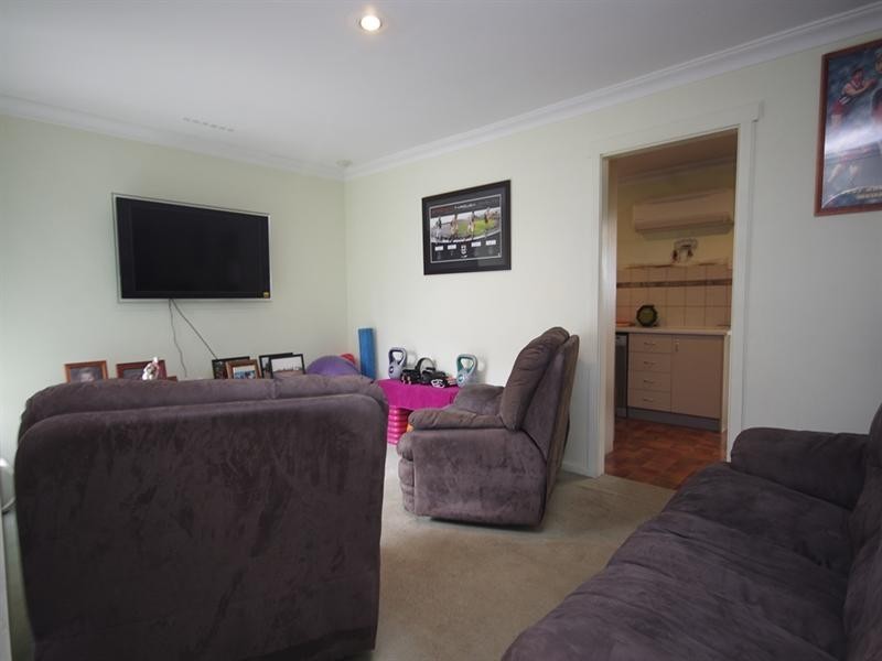 36 Calvert Way, Girrawheen WA 6064