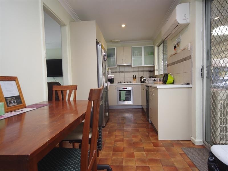 36 Calvert Way, Girrawheen WA 6064