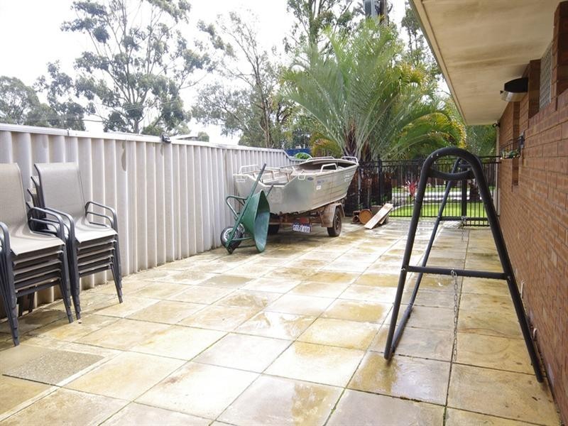 36 Calvert Way, Girrawheen WA 6064