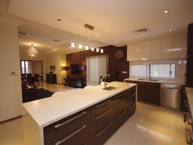 477 Kingsway, Landsdale WA 6065