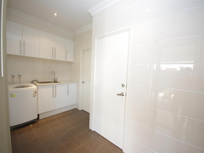 477 Kingsway, Landsdale WA 6065