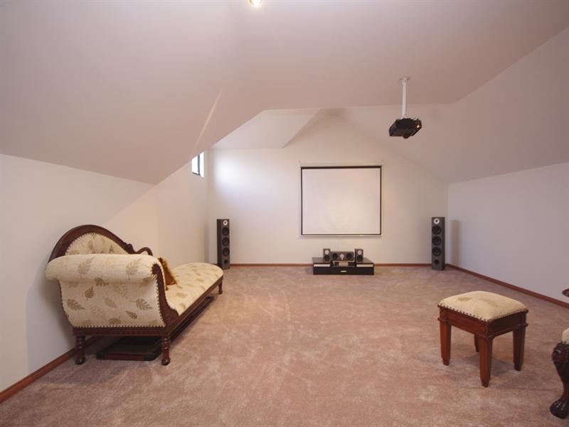 477 Kingsway, Landsdale WA 6065