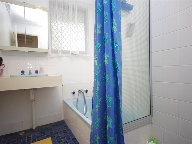 10 Reeves Court, Westminster WA 6061