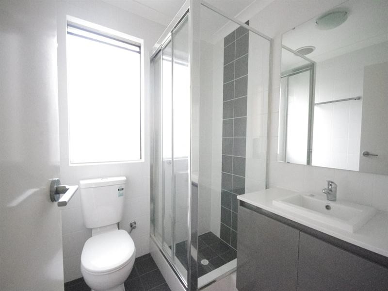 16 Hoypoy Gardens, Darch WA 6065