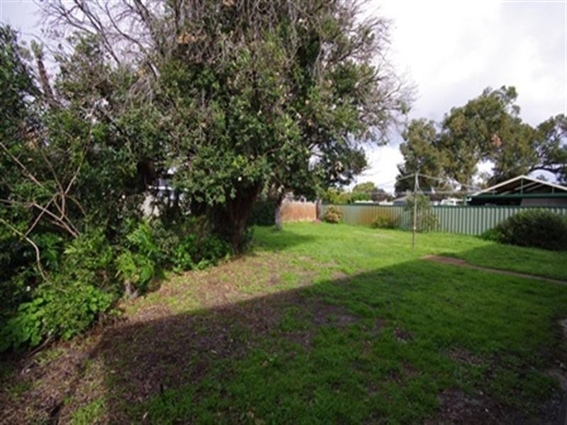 159 Howes Crescent, Dianella WA 6059