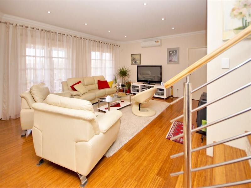 1 Playden Way, Balga WA 6061