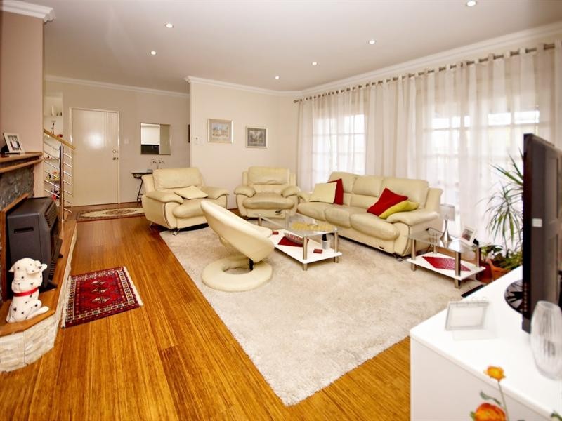 1 Playden Way, Balga WA 6061