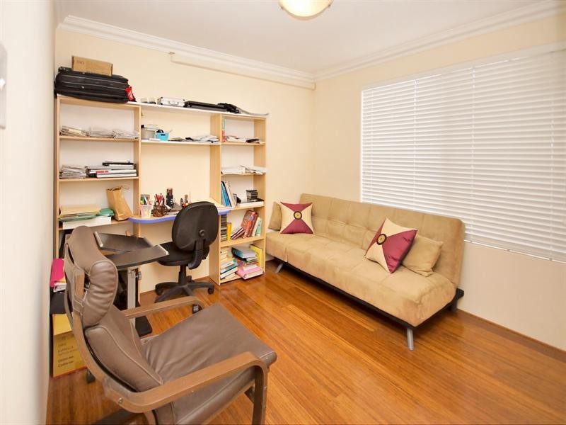 1 Playden Way, Balga WA 6061
