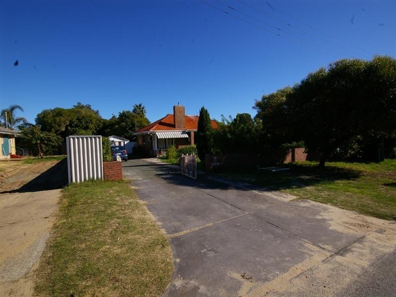 29 Halland Way, Westminster WA 6061