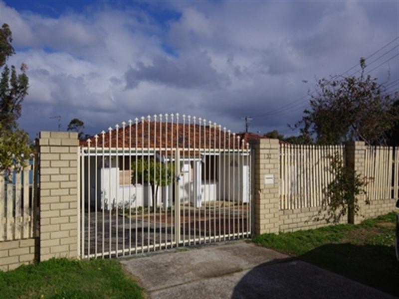 32 Meldrum Way, Koondoola WA 6064