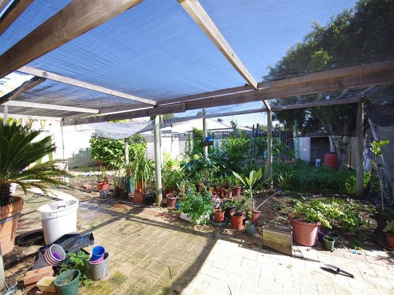 36 Amos Road, Wanneroo WA 6065