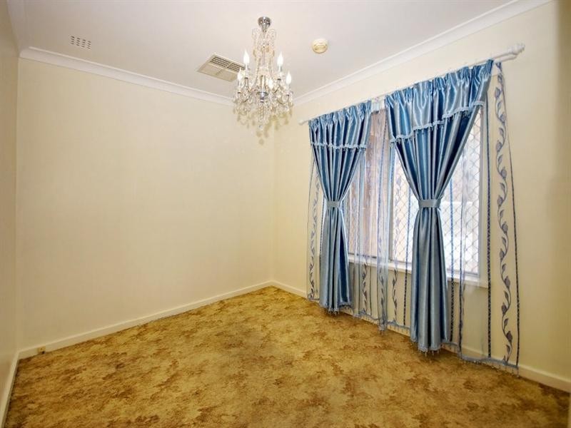 36 Loughton Way, Balga WA 6061