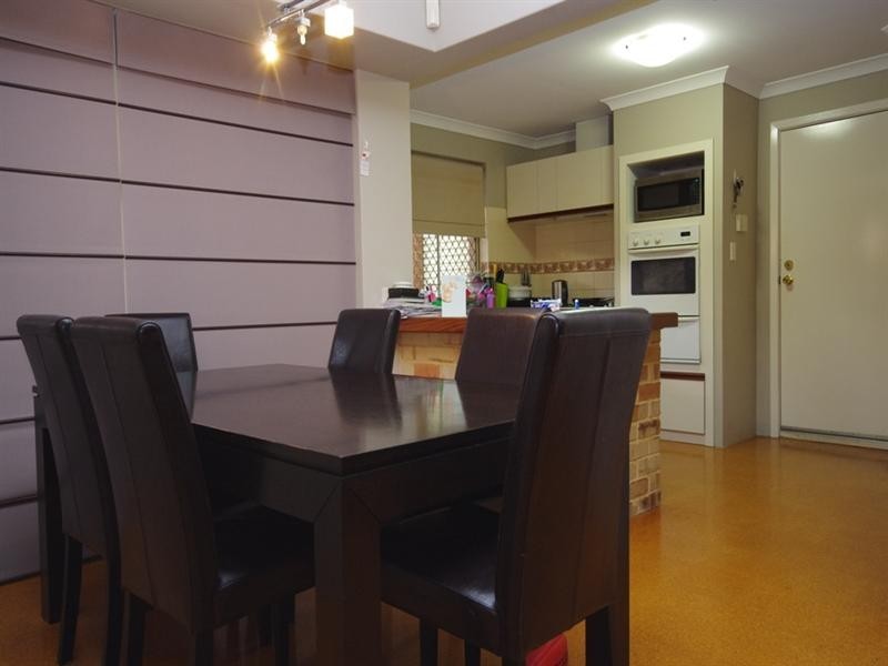 17 Ungaroo Road, Westminster WA 6061