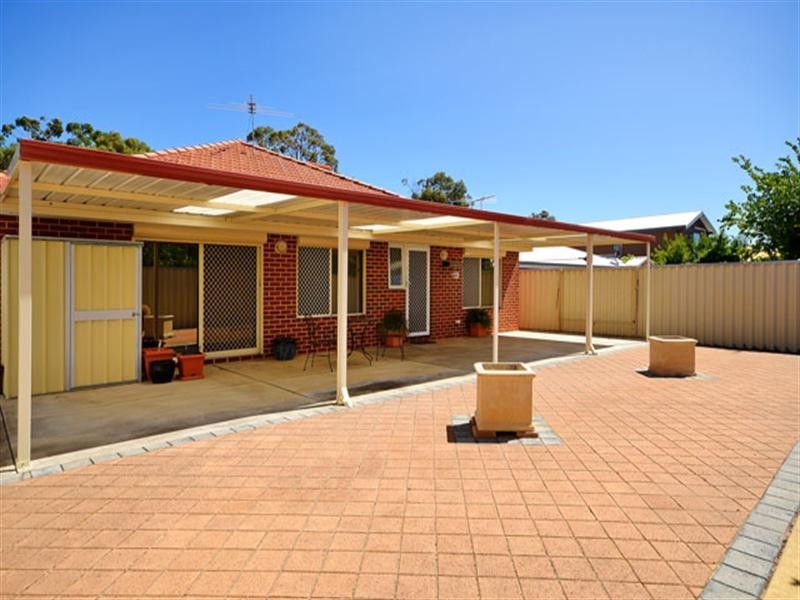 73 Rochester Circle, Balga WA 6061