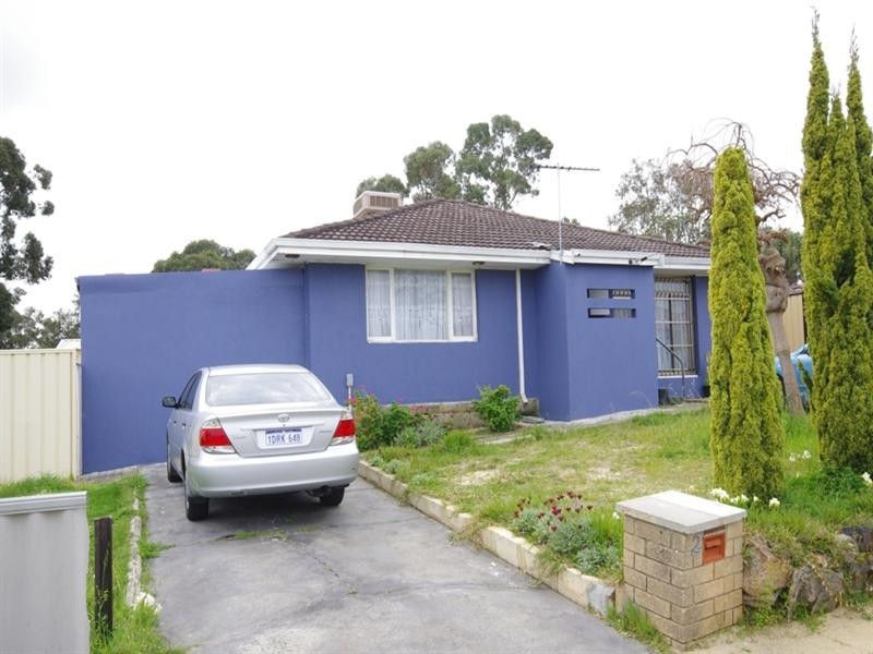 2 Ferrara Way, Girrawheen WA 6064