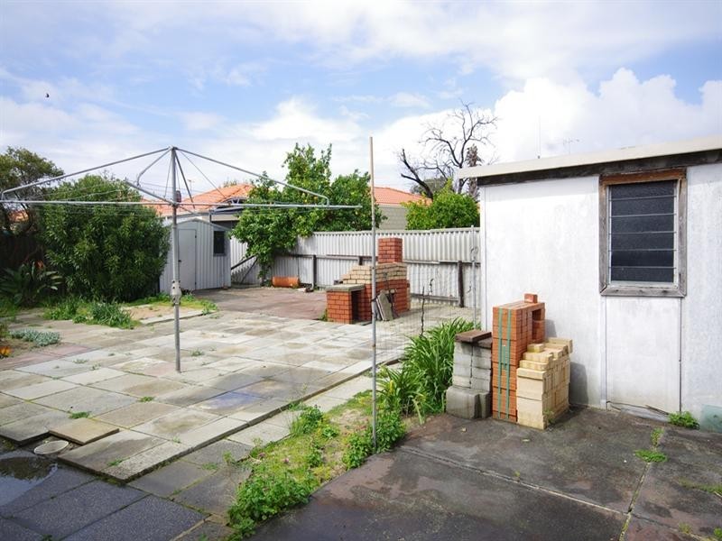 106 Nollamara Avenue, Nollamara WA 6061