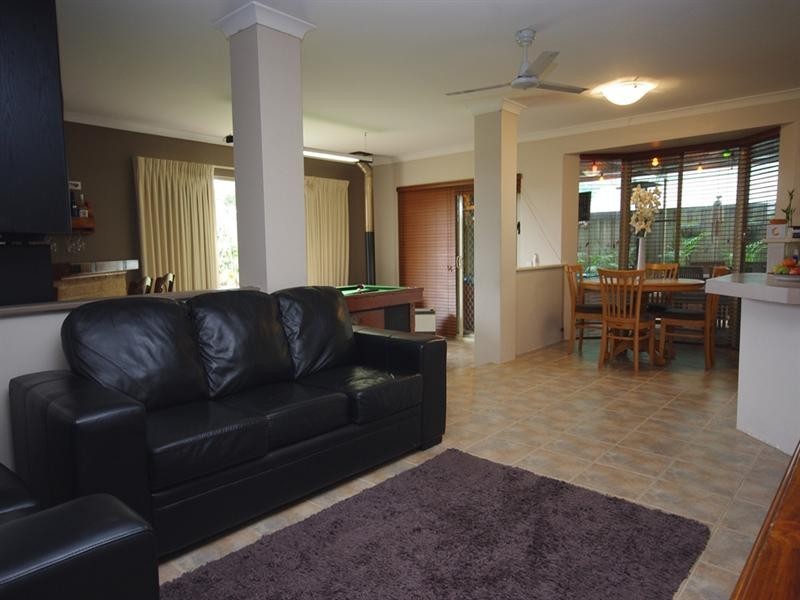 19 Valley Views Drive, Landsdale WA 6065