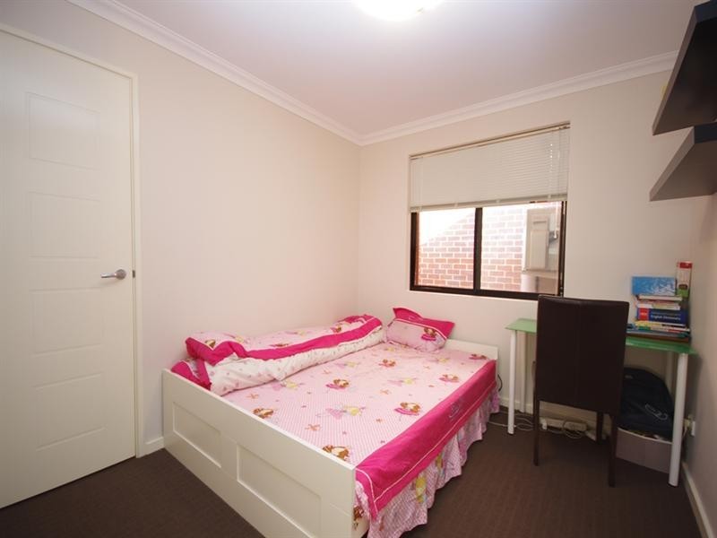 11c Ungaroo Road, Westminster WA 6061