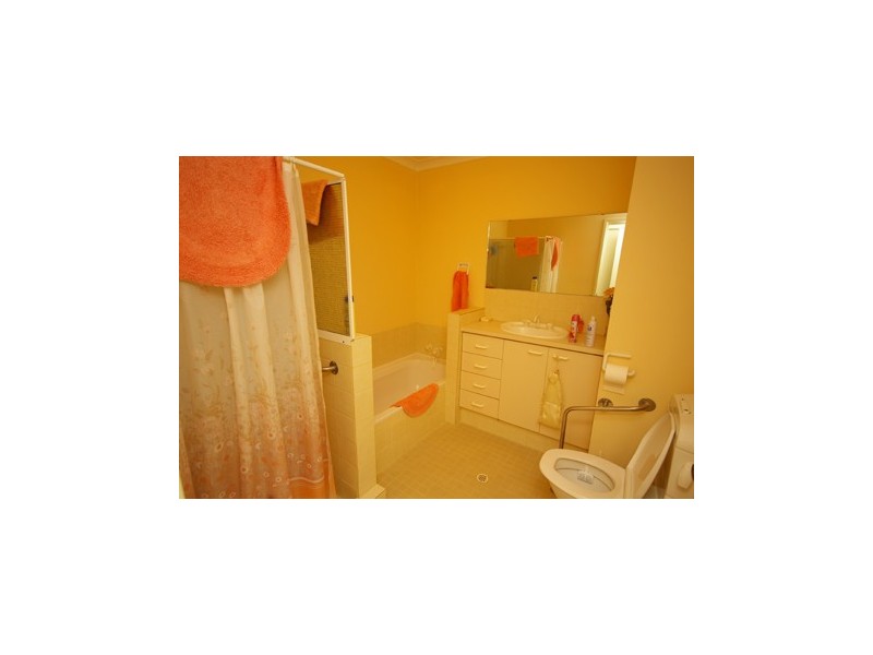 8/6 Fragrant Garden, Mirrabooka WA 6061