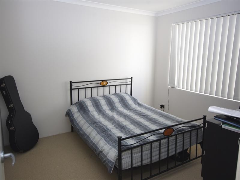 7 Hookstone Drive, Landsdale WA 6065