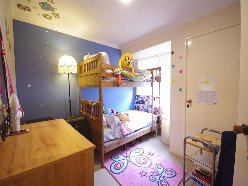 15 Daventry Drive, Alexander Heights WA 6064