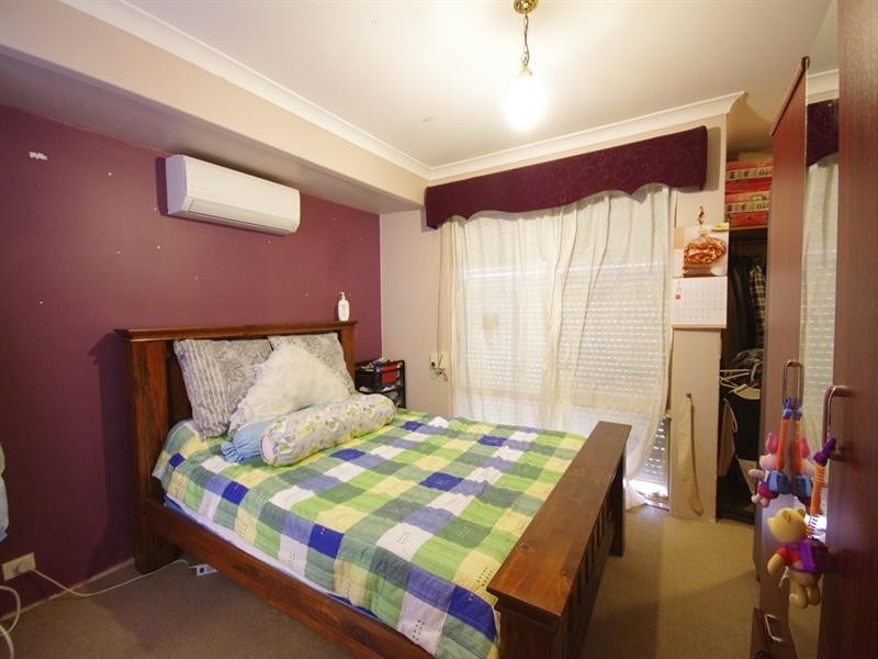 15 Daventry Drive, Alexander Heights WA 6064